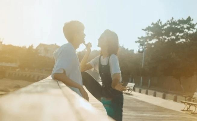 雄关漫道真如铁，而今迈步从头越：机事贵密，伟大历史转折中的毛泽东